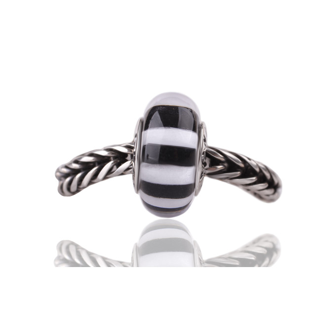 Chronicles Crystal Charm | Black & White Spacer  