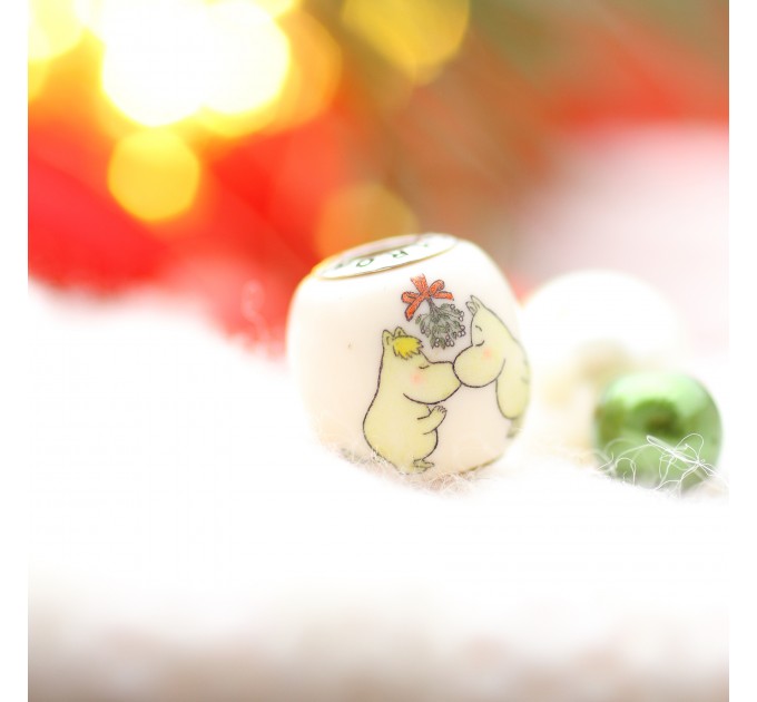 Kiss under the Mistletoe| Elforyn Charm | Christmas Collection 