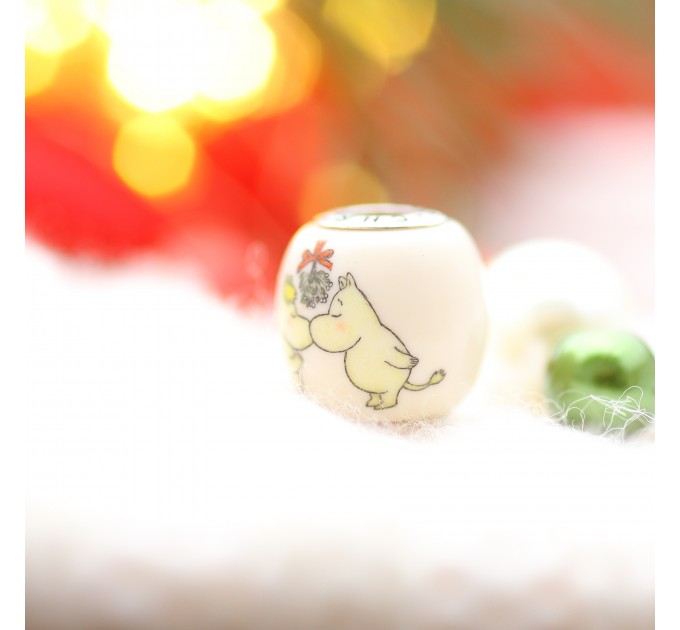 Kiss under the Mistletoe| Elforyn Charm | Christmas Collection 