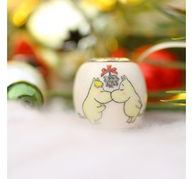 Kiss under the Mistletoe| Elforyn Charm | Christmas Collection 